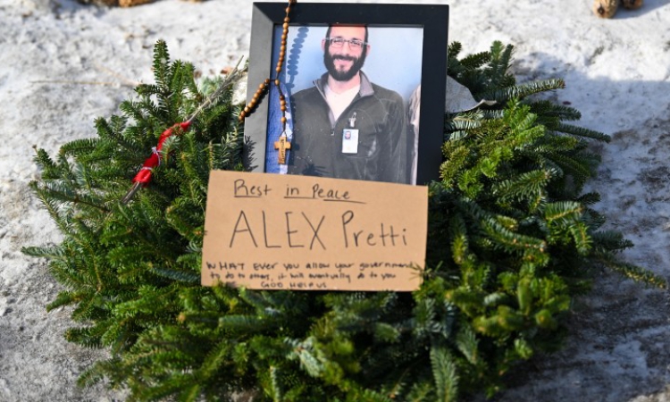 Отстраниха двамата агенти, застреляли Алекс Прети в Минеаполис